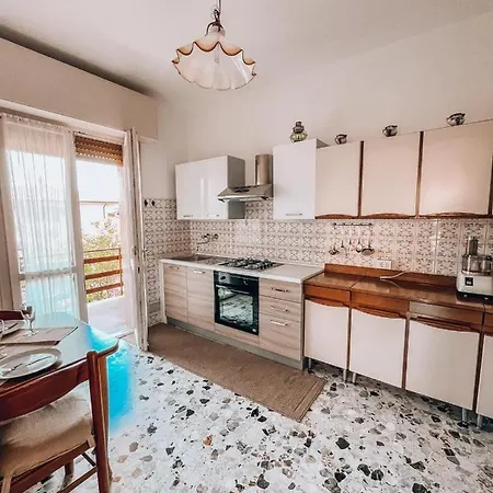 Annarita Appartamento Bardolino
