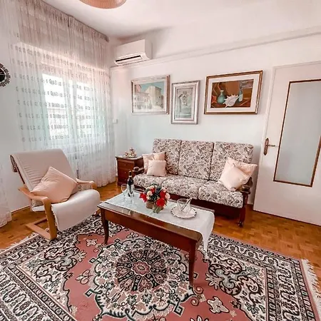 Annarita 巴多利诺